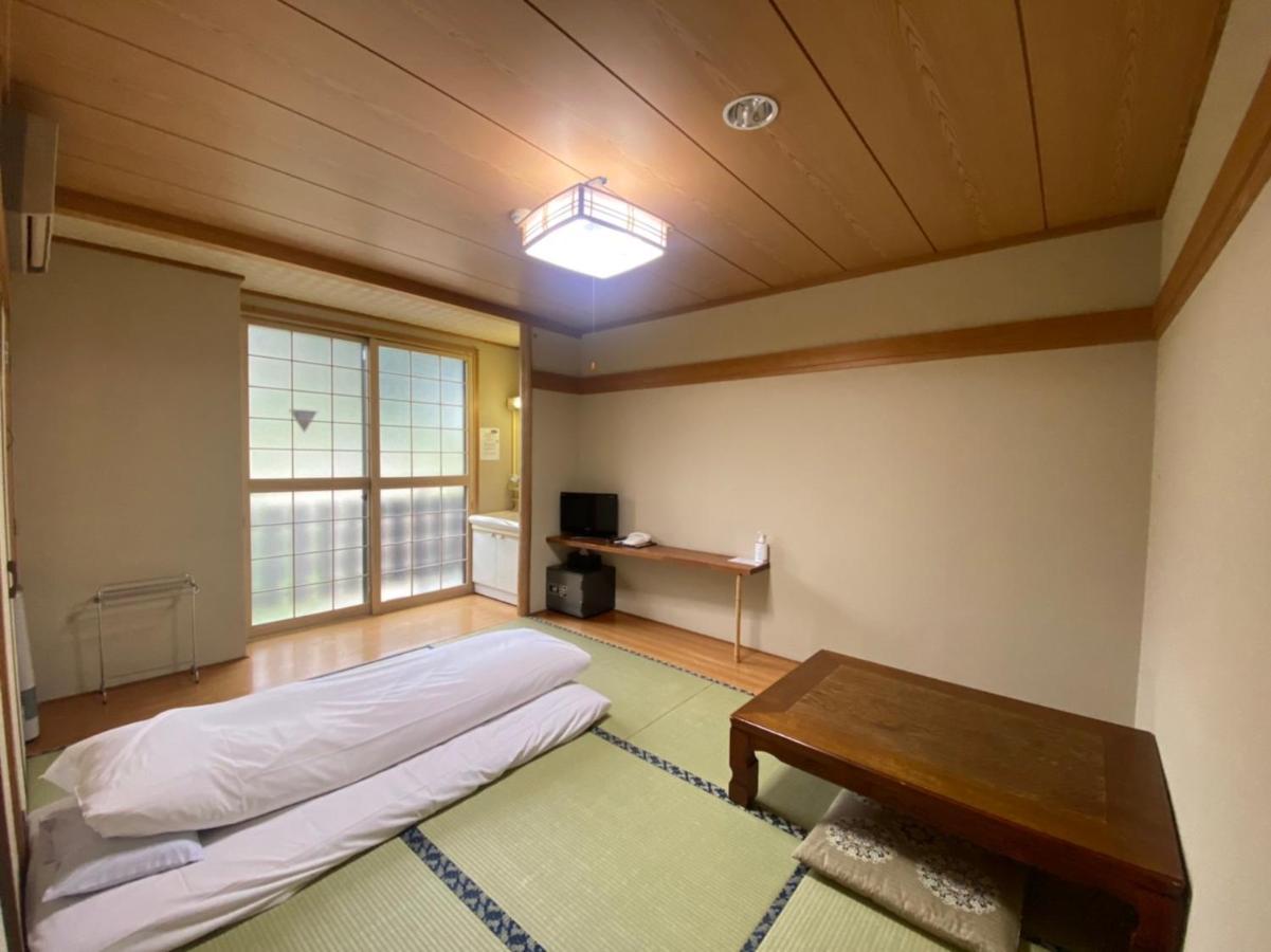 Oyado Uchidaya Hotel Nozawaonsen Bagian luar foto