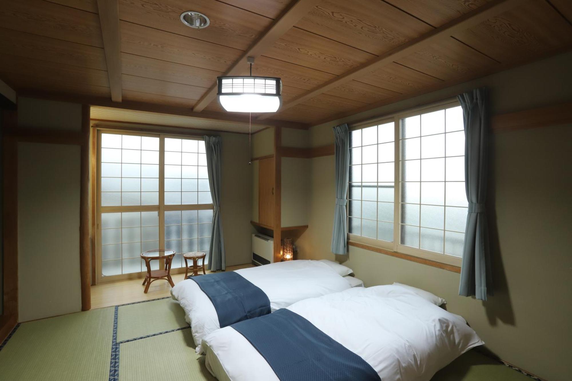 Oyado Uchidaya Hotel Nozawaonsen Bagian luar foto